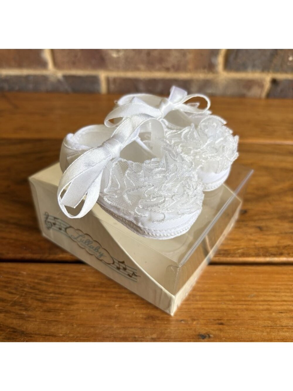 Vintage Lullaby Baby Girl Shoes - White Lace - Size 0 (1-3 Months)